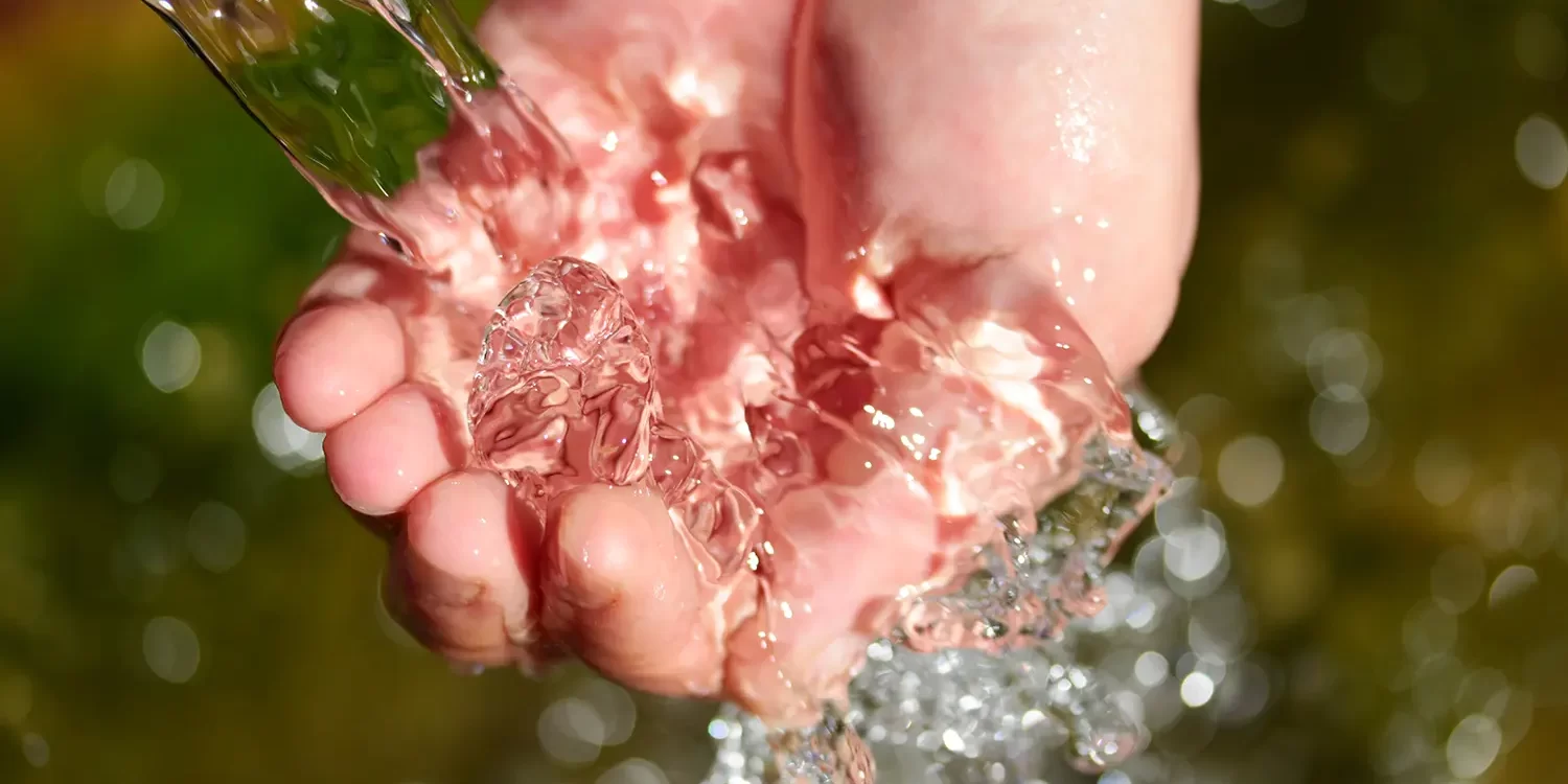 Tackling Water Contamination with Chlorine Dioxide Tackling Water Contamination with Chlorine Dioxide