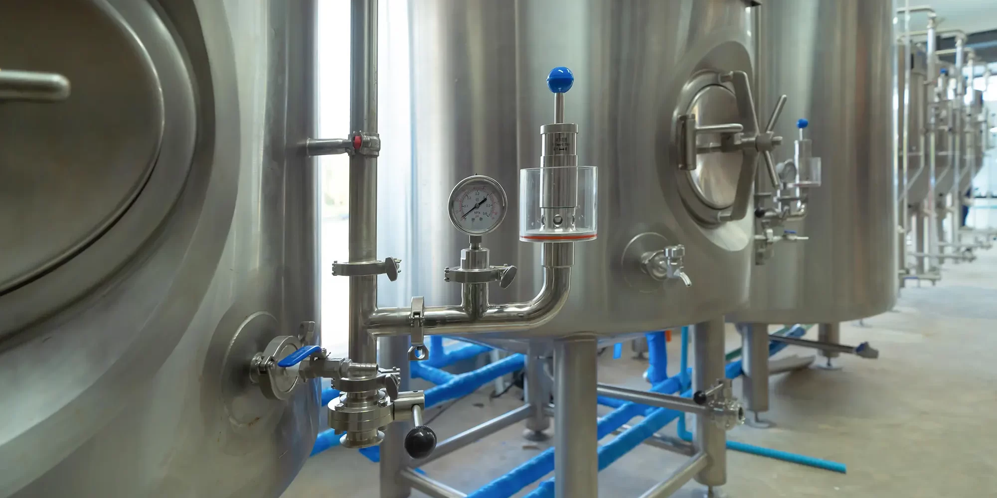 Chlorine Dioxide and Its Impact on Brewery Cleanliness and Beer Quality Chlorine Dioxide and Its Impact on Brewery Cleanliness and Beer Quality